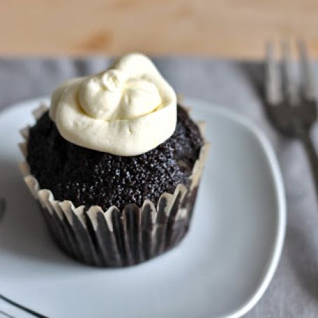 Devil’s Food Cake Cupcake