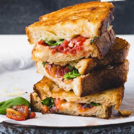 Fire Roasted Tomato Grilled Cheese