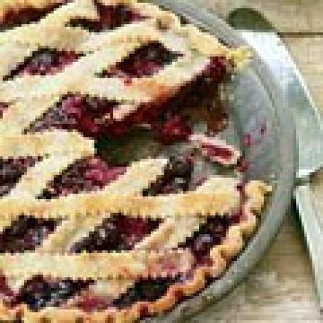 Sweet Cherry Berry Pie