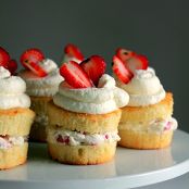 Mini Victoria Sponge Cakes