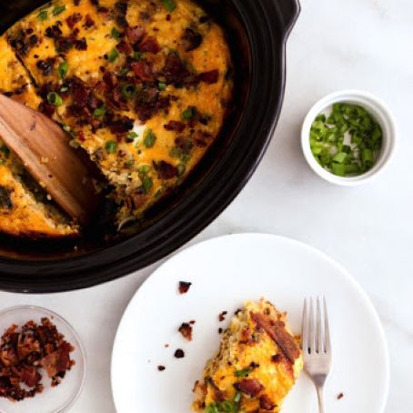 Slow Cooker Bacon, Egg & Hash Brown Casserole ‹ Hello Healthy