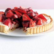 STRAWBERRY  MASCARPONE TART w/PORT GLAZE