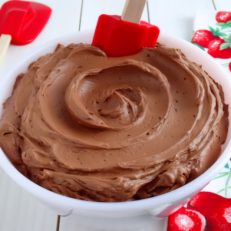 Chocolate Mousse Buttercream Frosting {3 ways}