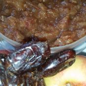 Apple Date Chutney