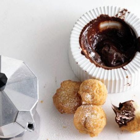 Zeppole with Chocolate Sauce