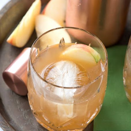 Spiced Apple Whiskey Sour