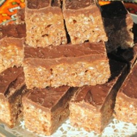 CHOCOLATE PEANUT BUTTER RICE KRISPIE COOKIE