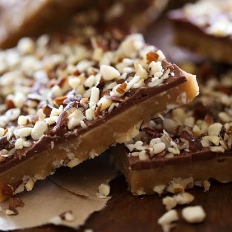 HOMEMADE ALMOND ROCA
