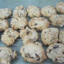 Chewy Chocolate Chip Oatmeal Raisin Cookies