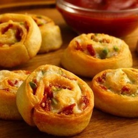 Crescent Bacon Cheddar Pinwheel Appetizers