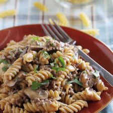One Pot Ground Beef Stroganoff