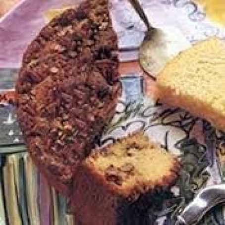 Pecan & Sour Cream Cake