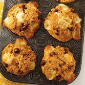 Pumpkin, chocolate and Cheddar muffins