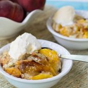 Slow Cooker Peach Cobbler
