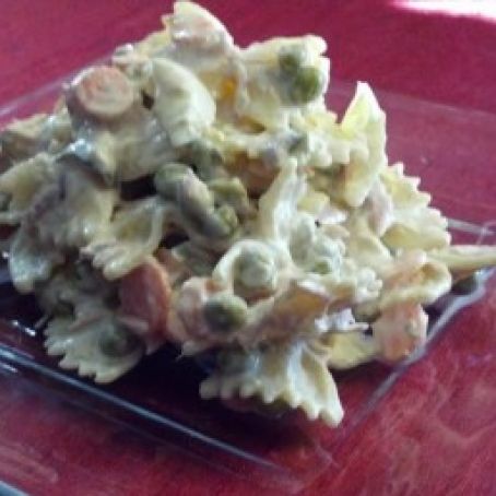 Mama’s Tuna Pasta Salad