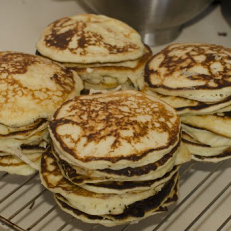 Make-Ahead Buttermilk Pancakes 