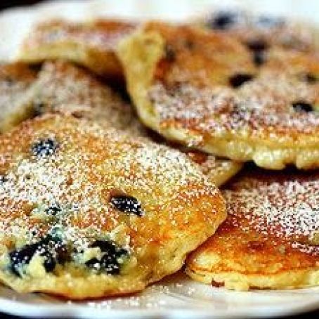 Best Buttermilk Pancakes (Smitten Kitchen)