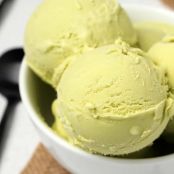 VEGAN AVOCADO ICE CREAM