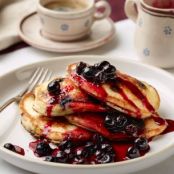 Hotcakes with Delicious Blueberry Compote