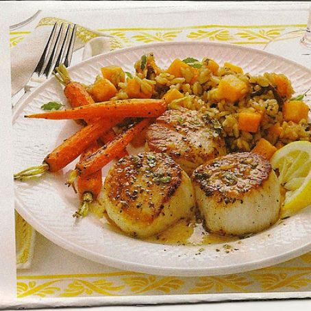 Seared Scallops with Citrus Herb Sauce