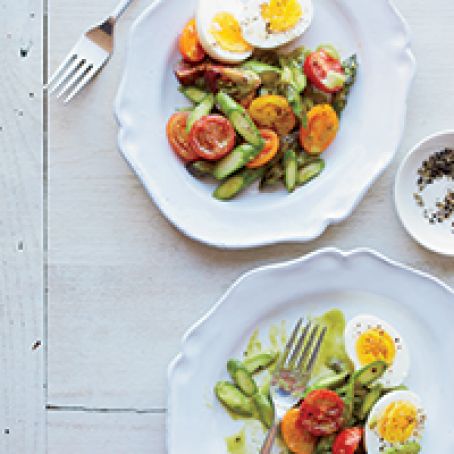 Raw Asparagus Salad with Tomatoes and Hard-Boiled Eggs