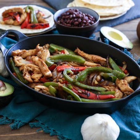 30-Minute Chicken Fajitas 