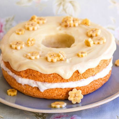 Angel Cake with White Chocolate Ganache