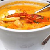 Peruvian chupe camarones