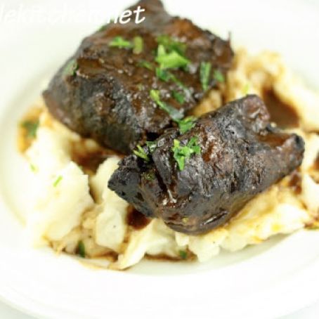 Red Wine-Braised Short Ribs Recipe