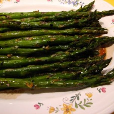Asparagus Roasted  with Balsamic Vinegar - V