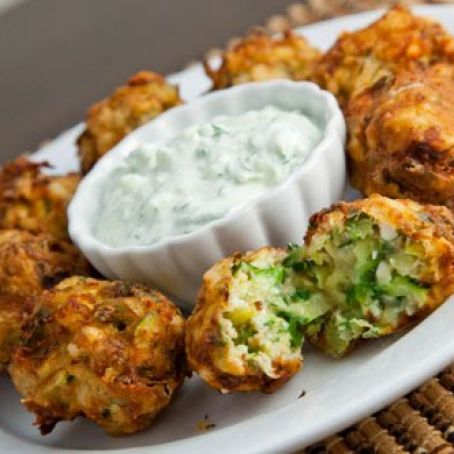 Kolokythokeftedes (Zucchini and Feta Balls)
