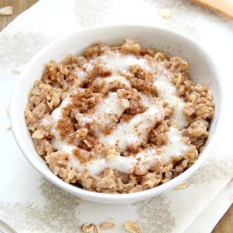 Cinnamon Roll Oatmeal (Single serving, microwave)