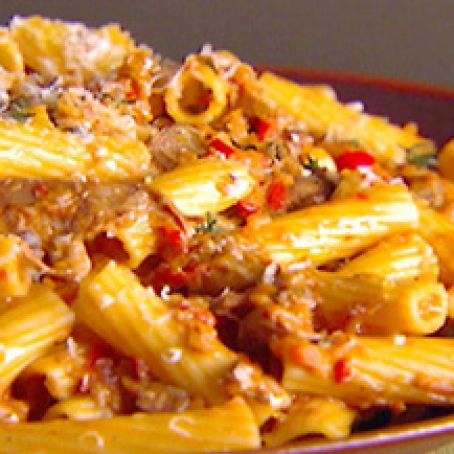 Rigatoni with Vegetable Bobognese