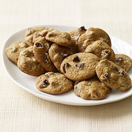 MINI CHOCOLATE CHIP COOKIES