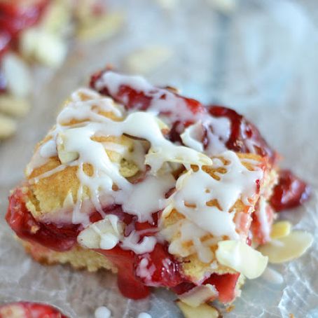 Cherry Cream Cheese Coffee Cake