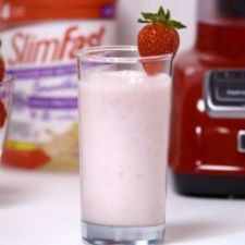 Slim Fast Vanilla Strawberry Smoothie