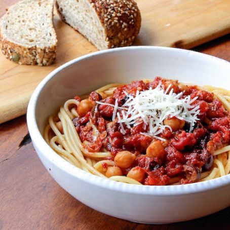 Spaghetti with Chickpeas and Spicy Roasted Tomato Sauce:
