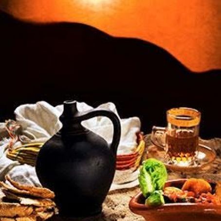 Indisk lammfärsbiffar, bönröra och yoghurtsås