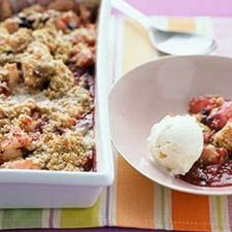 Pear-and-Berry Crisp