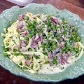 Fettuccini Alfredo with Peas & Proscuitto