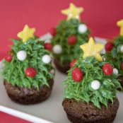 Strawberry Christmas Tree Brownie Bites