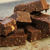 Raw Vegan Chocolate & Peanut Butter Fudge