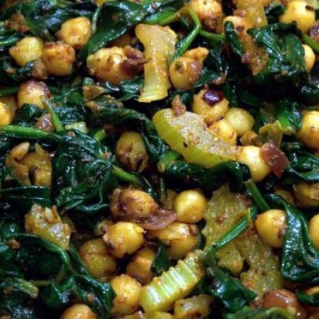 Spiced Chickpeas with Spinach