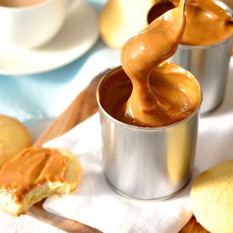 SLOW COOKER DULCE DE LECHE