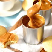 SLOW COOKER DULCE DE LECHE