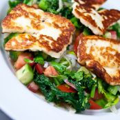 ASIAN NOODLE SALAD WITH FRIED HALLOUMI