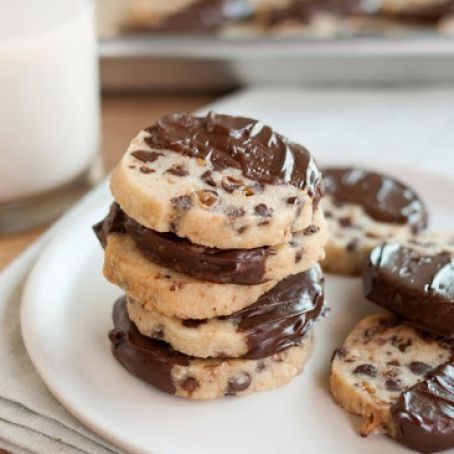 Chocolate Chip and Toffee Shortbread Cookies