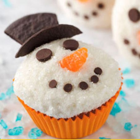 Winter Snowman Fantasy Cupcakes