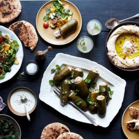 Koosa Mahshi (Syrian Stuffed Squash)