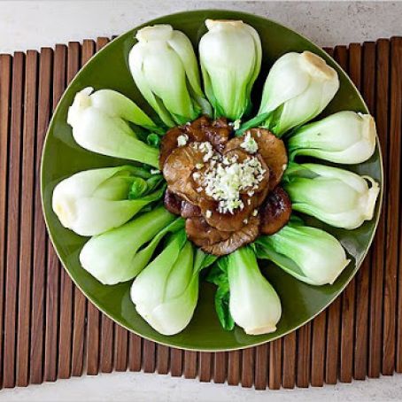 CHINESE MUSHROOMS w/BABY BOK CHOY